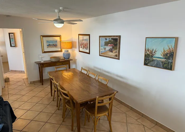 Norfolk Luxury Beachfront Apartments Gold Coast
